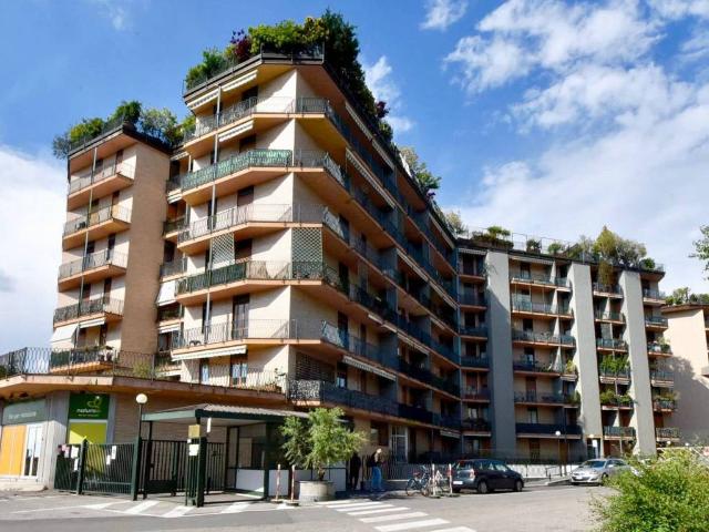 Appartamento in vendita a Monza MB