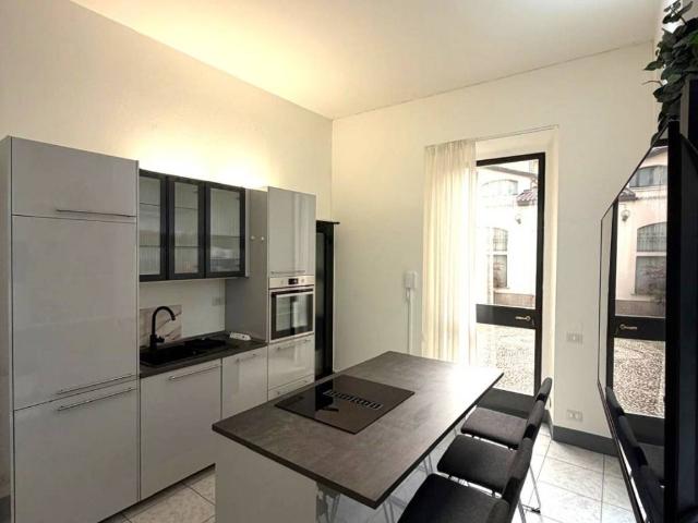 Appartamento in vendita a Monza MB