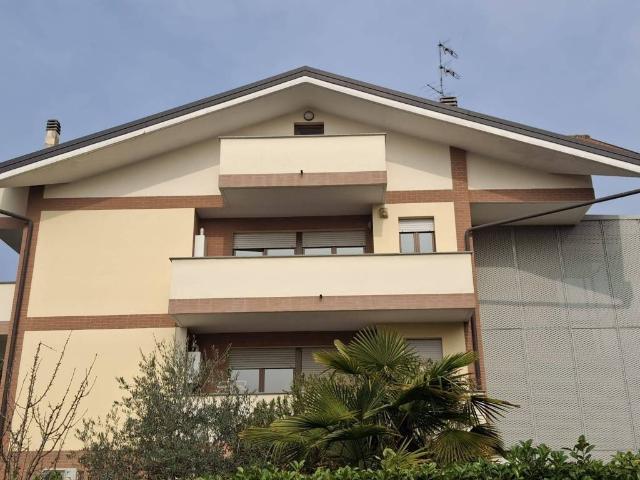 Appartamento in vendita a Monza MB