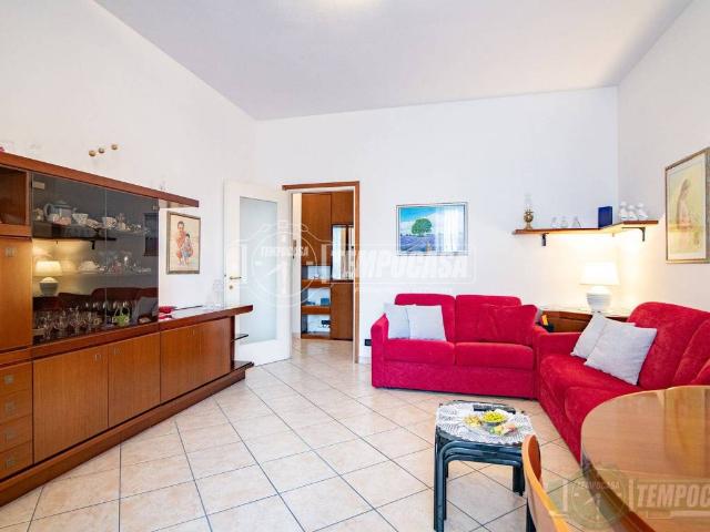 Appartamento in vendita a Monza MB