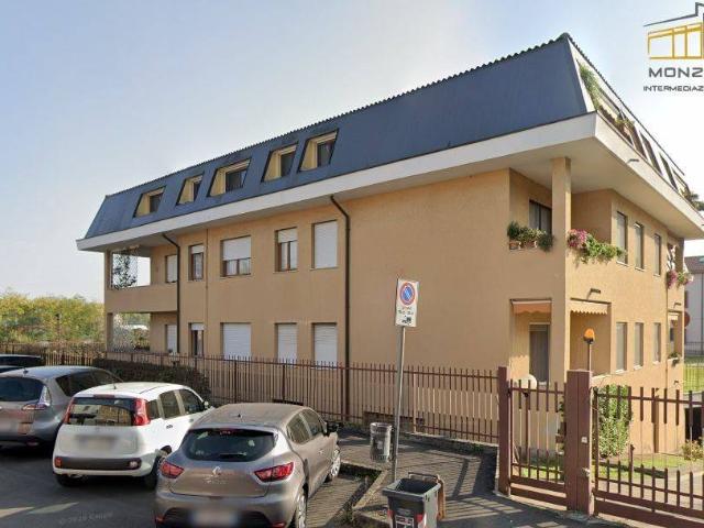 Appartamento in vendita a Monza MB