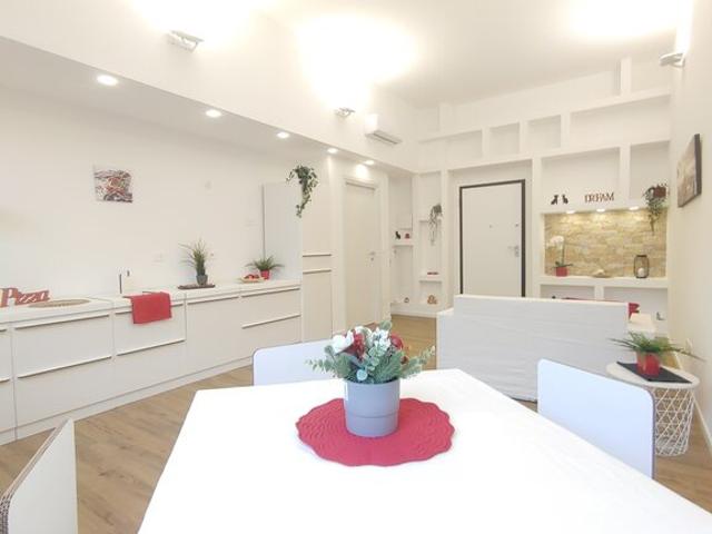 APPARTAMENTO in VENDITA a MONZA CENTRO STORICO/ SAN GERARDO/ LIBERTÀ di 4 vani