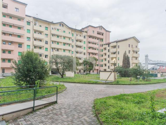 APPARTAMENTO in VENDITA a MONZA di 3 vani
