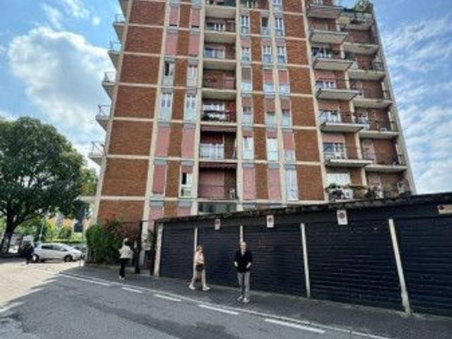 Appartamento in vendita a Monza