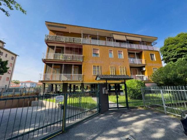 Appartamento in vendita a Monza