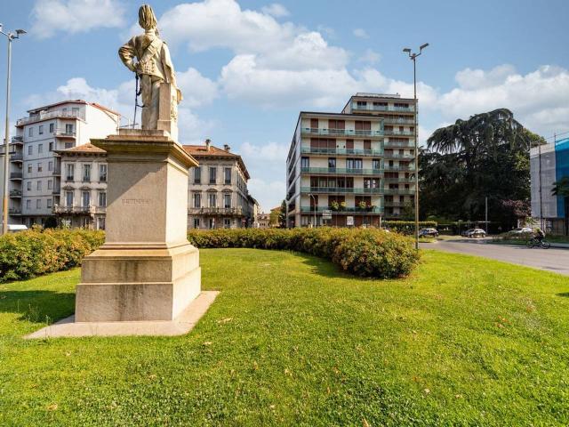 Appartamento in vendita a Monza