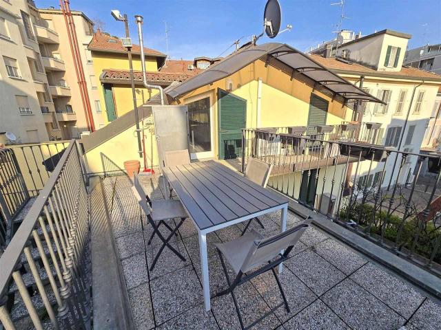 Appartamento in vendita a Monza