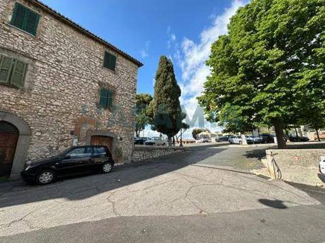 Appartamento in vendita a Moricone RM