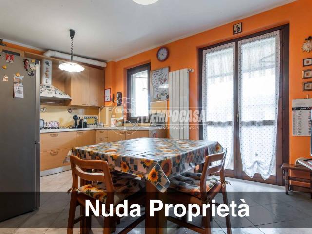 Appartamento in vendita a Mozzate