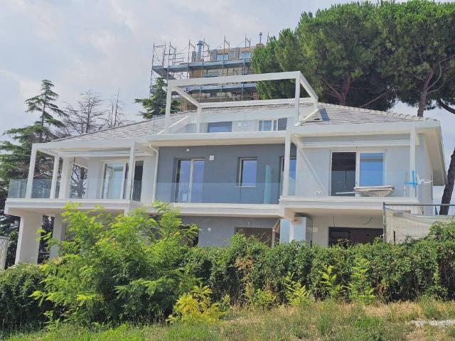 Appartamento in vendita a Numana AN