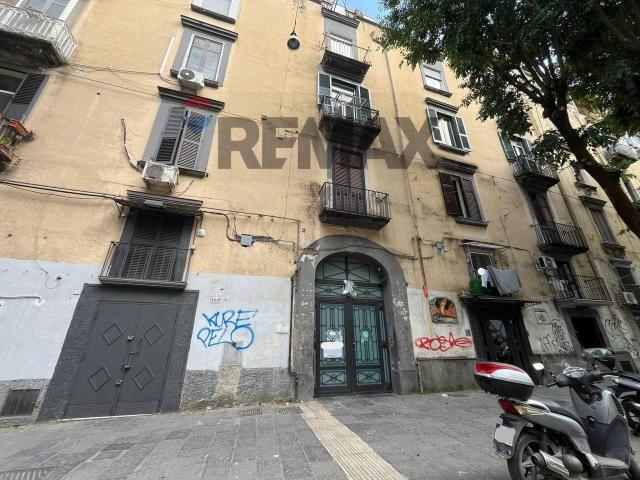 Appartamento in vendita a Napoli