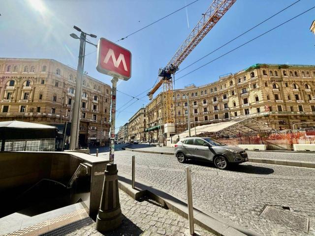 Appartamento in vendita a Napoli