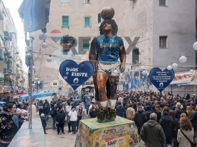 Appartamento in vendita a Napoli