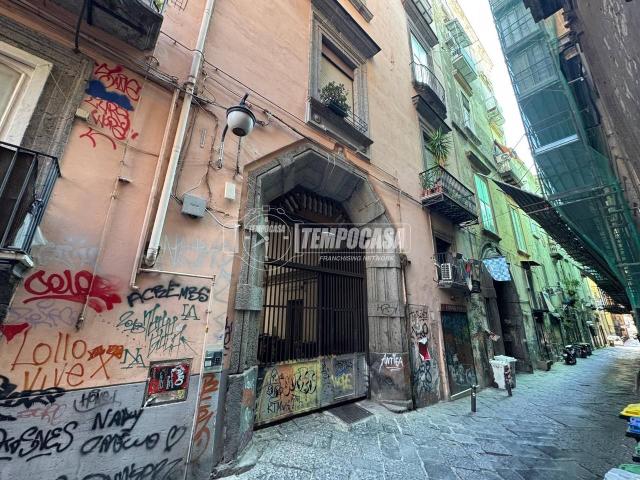 Appartamento in vendita a Napoli