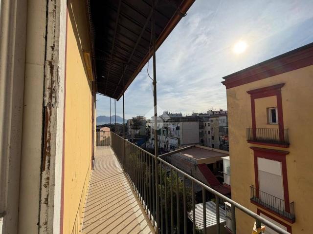 Appartamento in vendita a Napoli