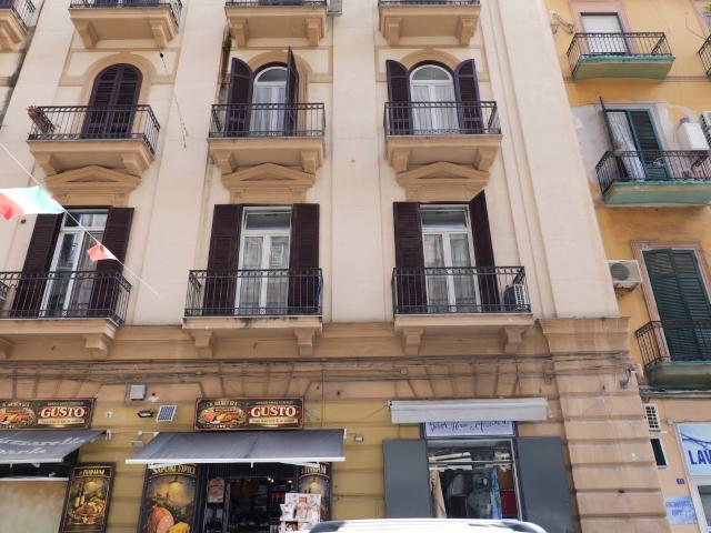 Appartamento in vendita a Napoli