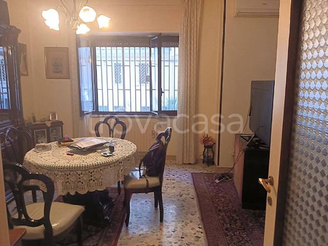 Appartamento in vendita a Napoli via Alessandro Longo, 50, Vomero