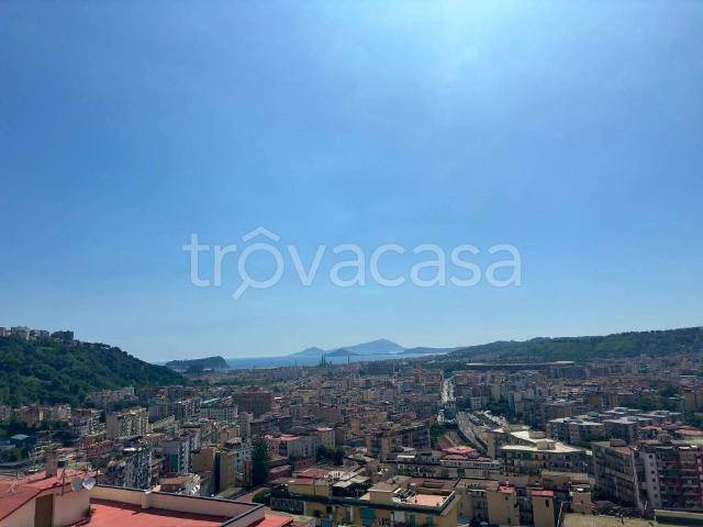 Appartamento in vendita a Napoli via Enea Zanfagna, Fuorigrotta