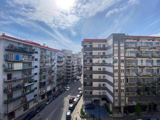 Appartamento in vendita a Napoli via Luigi Caldieri, 159, Vomero
