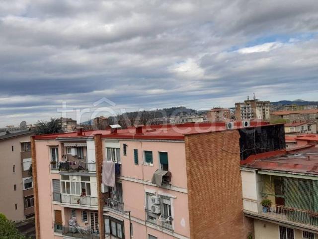 Appartamento in vendita a Napoli via Piave, 187, Soccavo