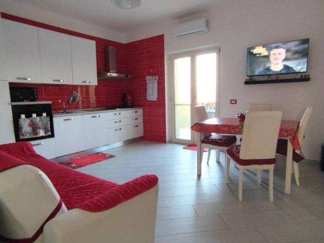 Appartamento in vendita a Napoli via Tommaso De Amicis, Chiaiano