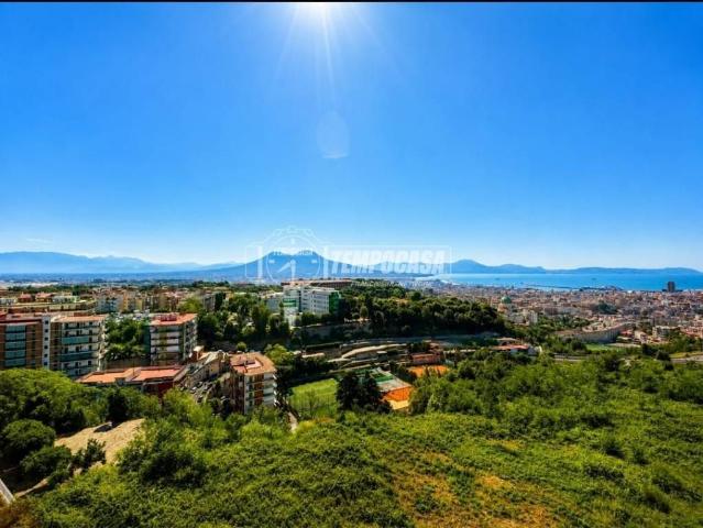 Appartamento in vendita a Napoli viale degli oleandri 14, Colli Aminei Capodimonte