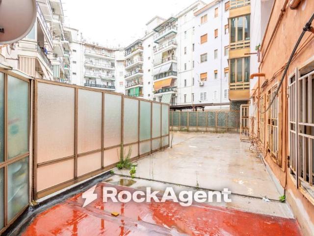 Appartamento in vendita a Napoli, Arenaccia
