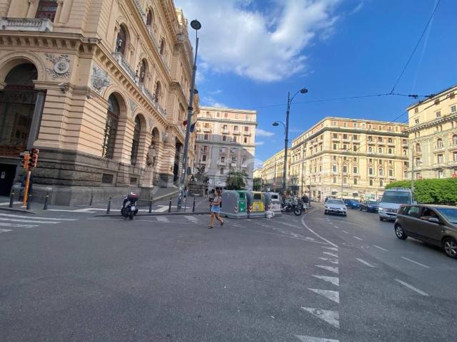 Appartamento in vendita a Napoli, Centro Storico