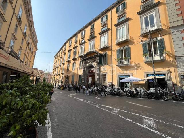 Appartamento in vendita a Napoli, Centro Storico