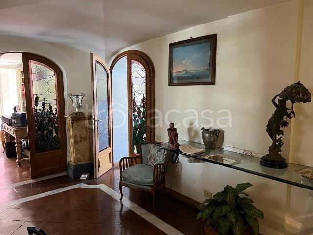 Appartamento in vendita a Napoli, Chiaia