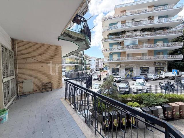 Appartamento in vendita a Napoli, Colli Aminei Capodimonte
