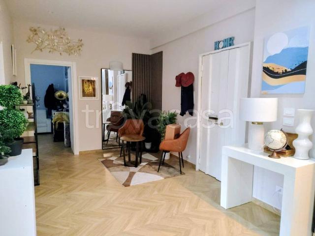 Appartamento in vendita a Napoli, Colli Aminei Capodimonte
