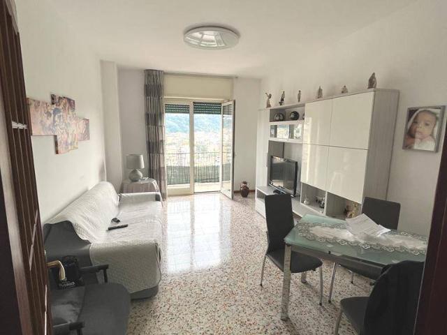 Appartamento in vendita a Napoli, Fuorigrotta