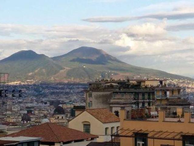 Appartamento in vendita a Napoli NA