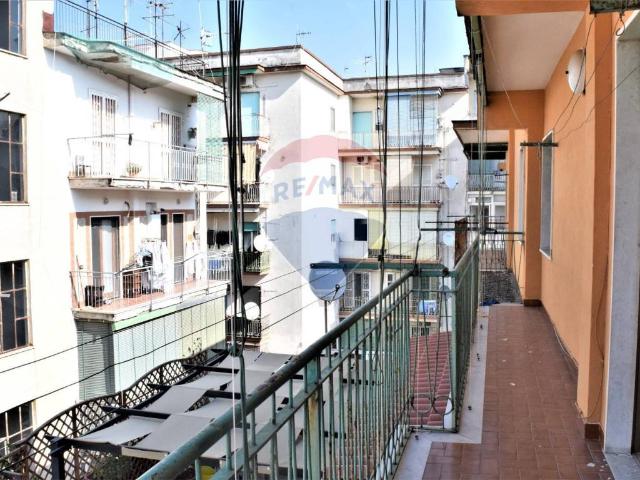Appartamento in vendita a Napoli NA