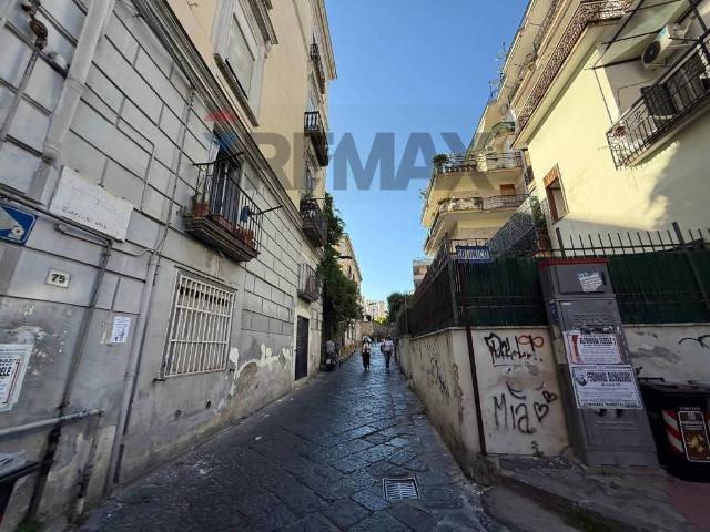 Appartamento in vendita a Napoli NA