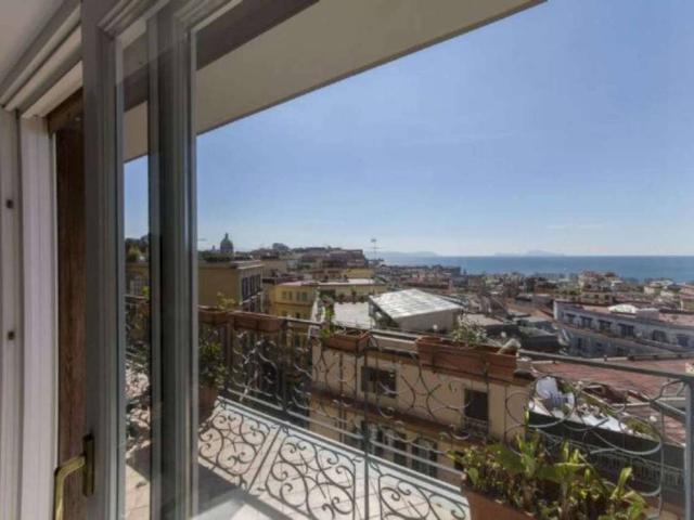 Appartamento in vendita a Napoli NA