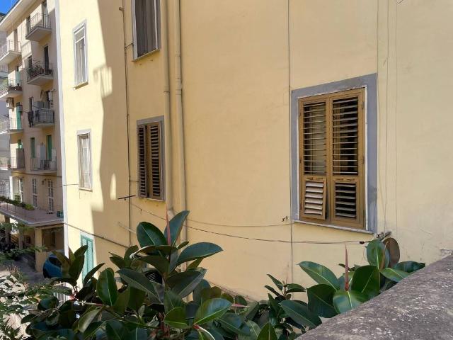 Appartamento in vendita a Napoli NA