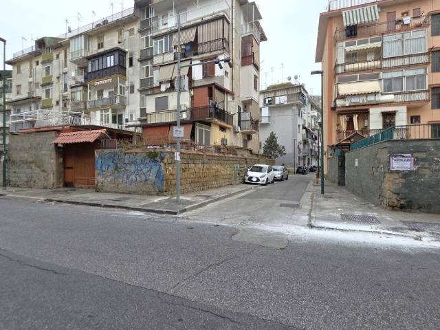 Appartamento in vendita a Napoli NA