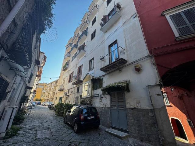 Appartamento in vendita a Napoli NA