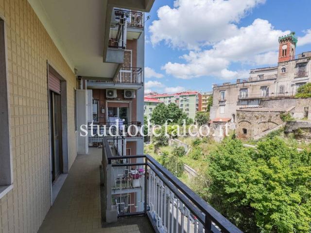 Appartamento in vendita a Napoli NA