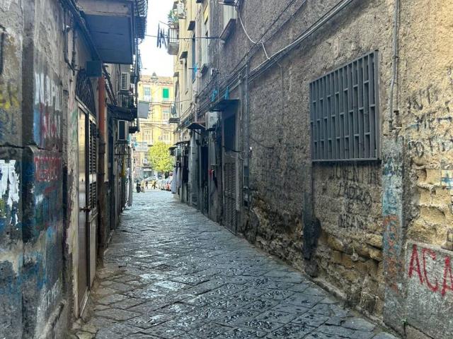 Appartamento in vendita a Napoli NA