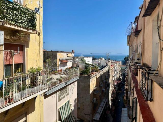 Appartamento in vendita a Napoli NA