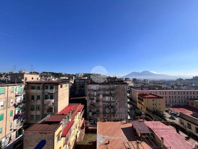 Appartamento in vendita a Napoli NA