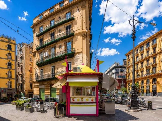 Appartamento in vendita a Napoli NA