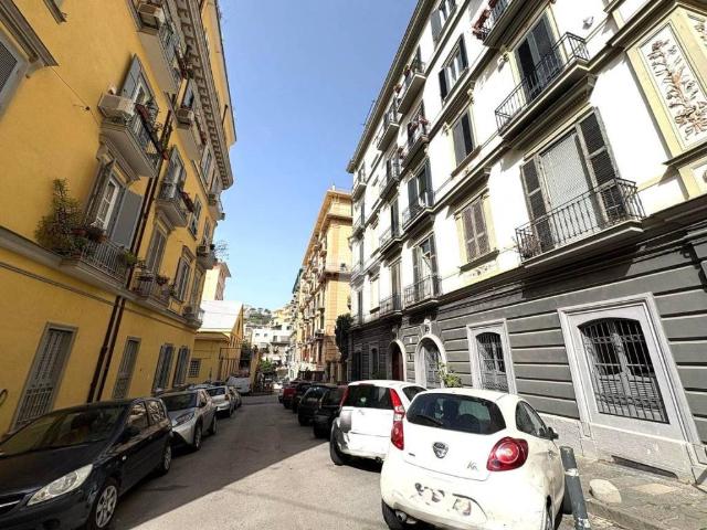 Appartamento in vendita a Napoli NA