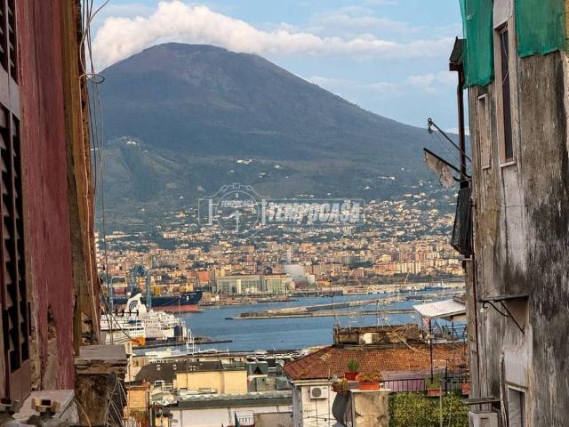 Appartamento in vendita a Napoli NA