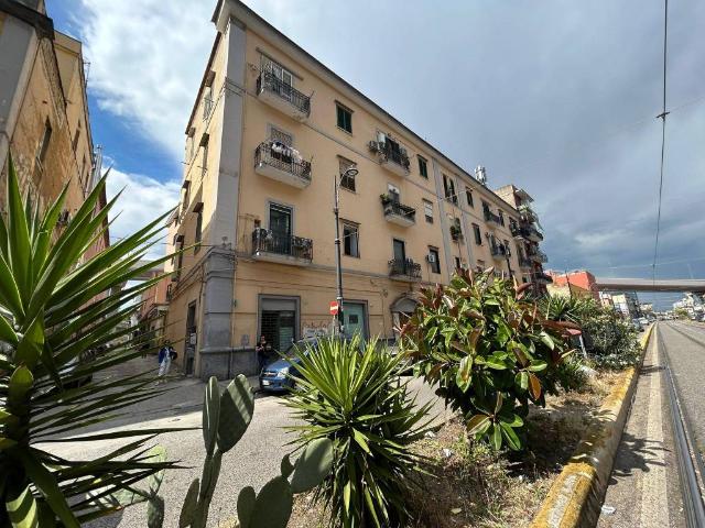 Appartamento in vendita a Napoli NA