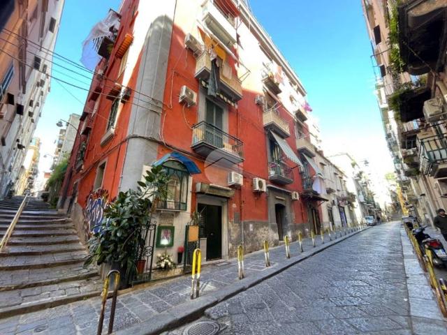 Appartamento in vendita a Napoli NA
