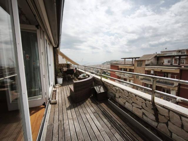 Appartamento in vendita a Napoli NA